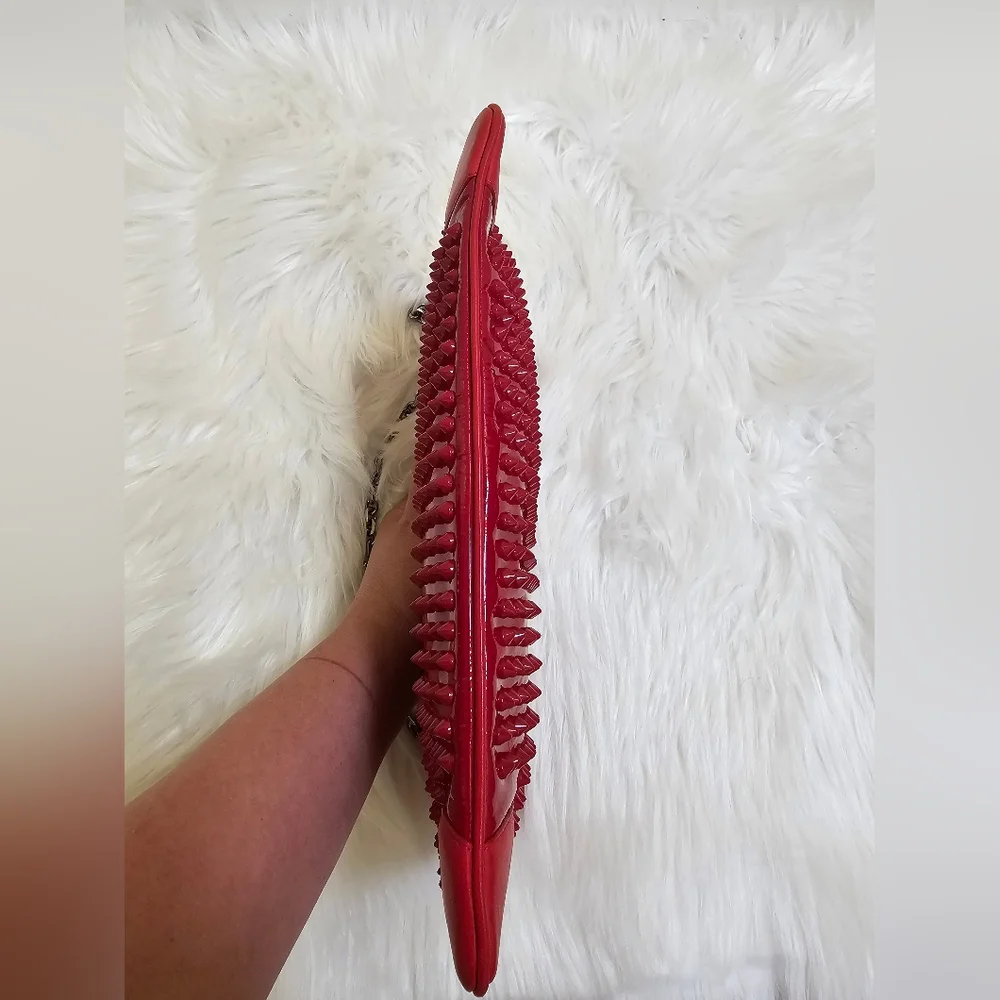CHRISTIAN LOUBOUTIN Red Patent Leather Loubiposh Spiked Clutch Bag - Picture 6 of 17